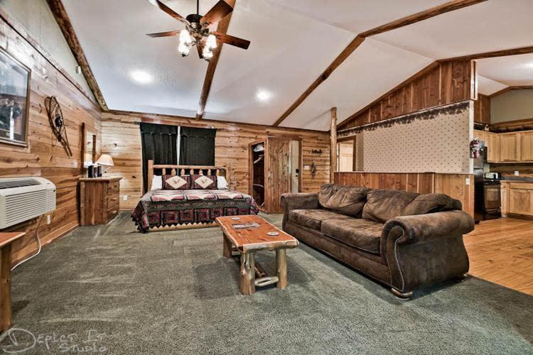 Secluded Cabin In The Woods! 1 Story Villa Eureka Springs Esterno foto